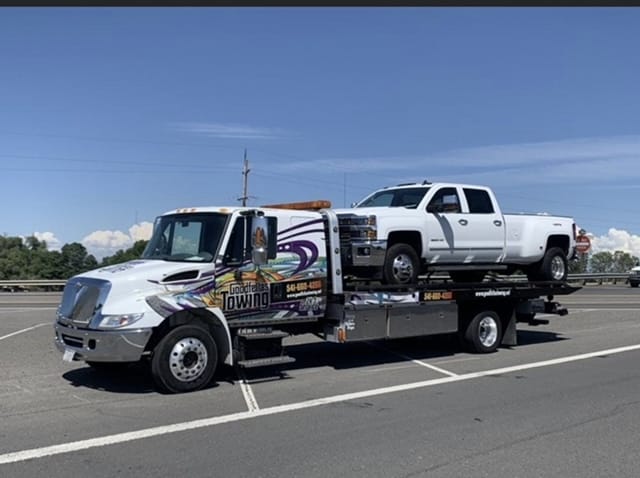 Towing Company Cow Creek