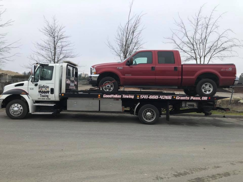 Gold Hill flatbed towing