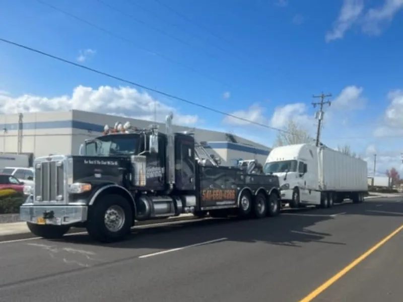 Grants Pass truck towing
