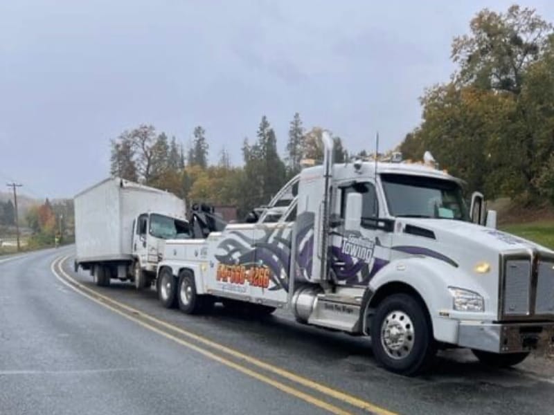 Ashland box truck towing