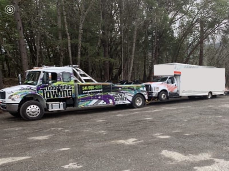 Ashland delivery van towing